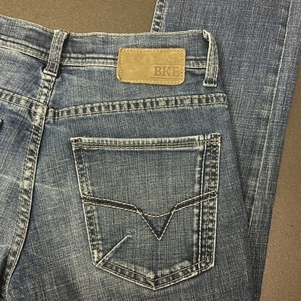 BKE ALEC  men’s distressed, straight leg frayed hem size 28 R